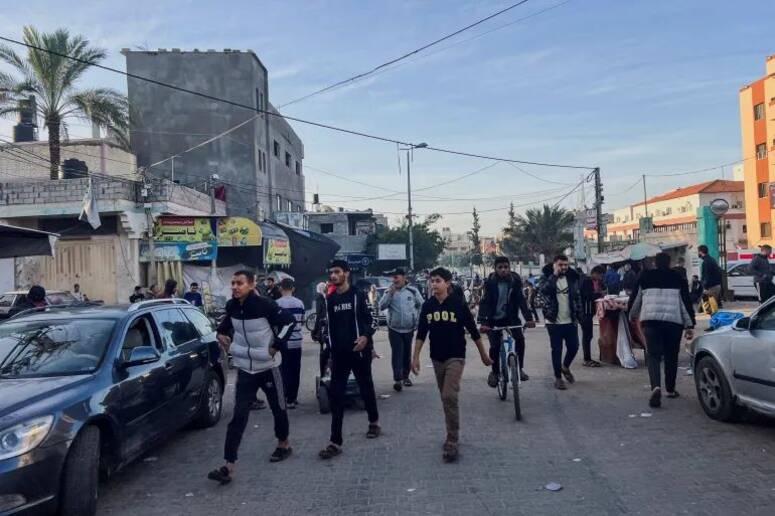 صورة من خان يونس مع بدء سريان الهدنة