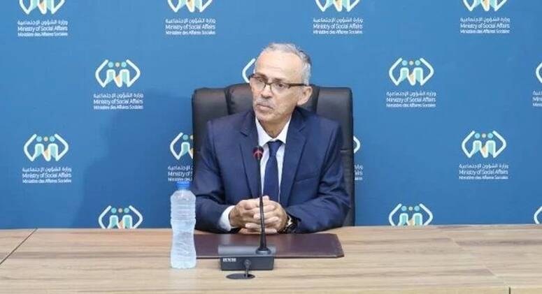 وزير الشؤون الاجتماعية عصام الأحمر