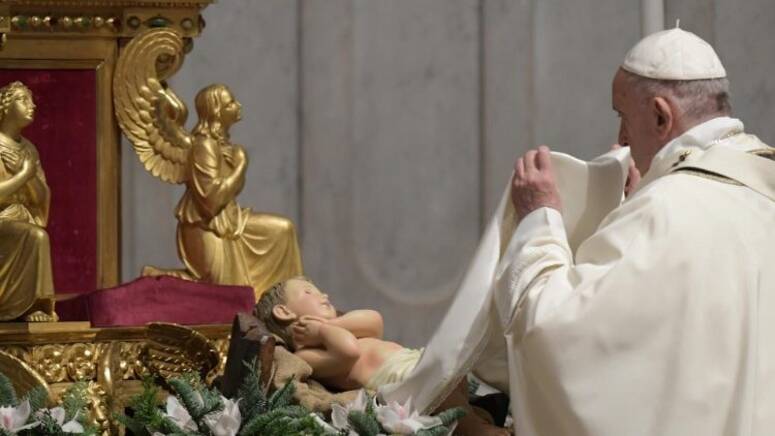 @Vatican Media/ Christmas Mass during the Night