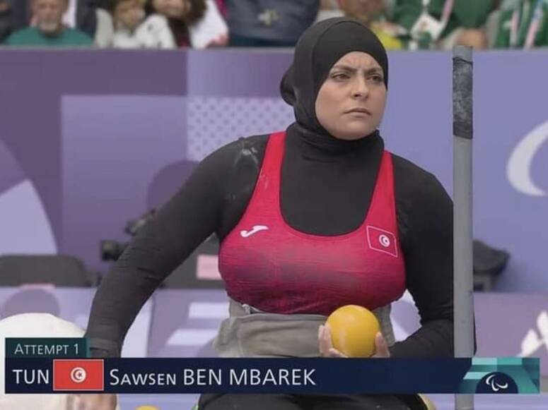 عادت الميدالية الذهبية الى الصينية لي جوان زو برمية بلغت 9.14 متر فيما تحصلت البولونية لوسينا كورنوبي على الميدالية الفضية برمية بلغت 8.33.