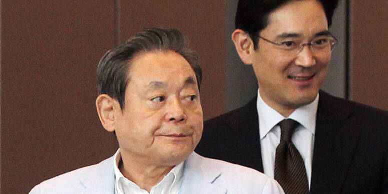 Lee Kun-hee (left) and son Lee Jae-yong /Credits Korea Herald