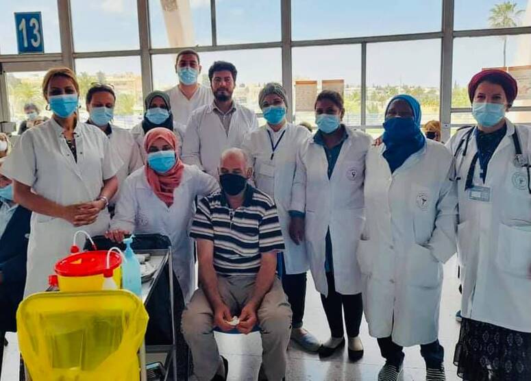المواطن عبد الكريم شوشان تلقّى الجرعة عدد مليون من اللقاح المضاد لفيروس كورونا
