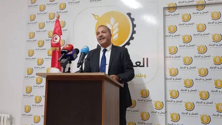 دعا الحزب، كافة الأطراف المعنية إلى الكف عن استغلال أجهزة الدولة في المعركة الانتخابية حاثا القوى الديمقراطية والحقوقية إلى الانخراط في التصدي لمثل هذه الانتهاكات بكل الوسائل السياسية والقانونية السل
