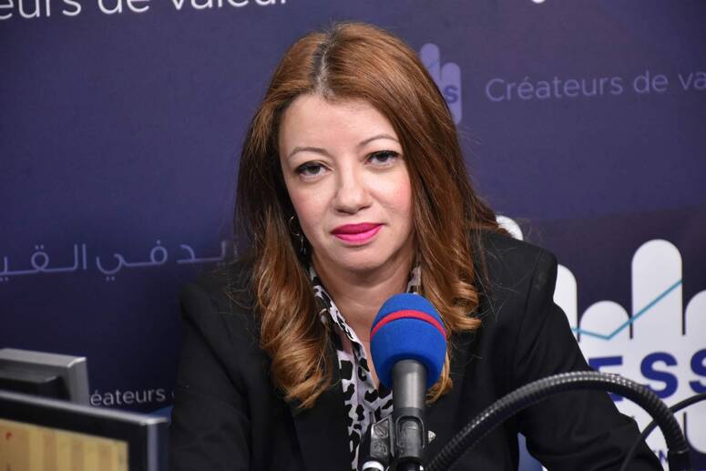 حول تصريح بوعسكر عن تعذر الإطلاع على نسخ الأحكام أكّدت المباركي أنّ في ذلك مغالطة للرأي العام