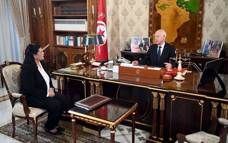 أكد رئيس الدولة أن تونس أوفت بكل تعهداتها المالية ولم يقع اللجوء إلى قانون مالية تكميلي بالرغم من الصعوبات والتقلبات التي يشهدها العالم ولأن تونس اختارت أن تعوّل على امكانياتها الذاتية وعلى استقلال ق