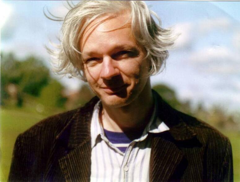 Credits Julian Assange & Martina Haris Wikimedia Commons