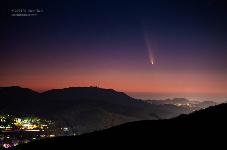 Photo credit William Reid comet/X (Comet A3 Tsuchinshan-ATLAS)Saturday evening from home in Westlake Village, CA