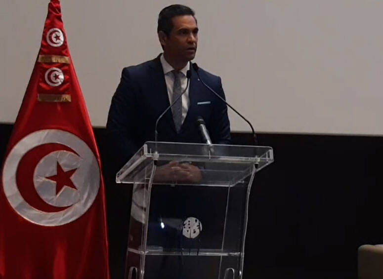وزير التشغيل والتكوين المهني والناطق الرسمي باسم الحكومة : نصر الدين النصيبي