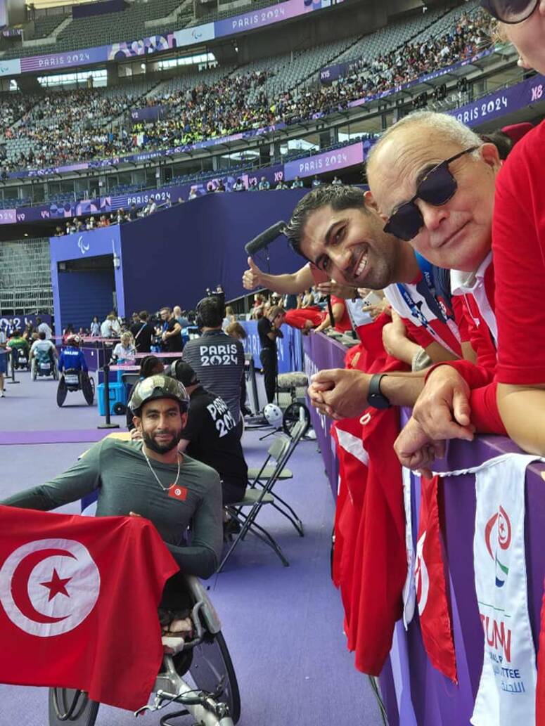 وهي الميدالية الرابعة التي تفوز بها تونس خلال هذه الألعاب البارلمبية باريس 2024 بعد ذهبيتي روعة التليلي (دفع الجلة - فئة أف 40) ومروى البراهمي (الصولجان - فئة أف 32) وفضية أحمد بن مصلح (دفع الجلة - ف