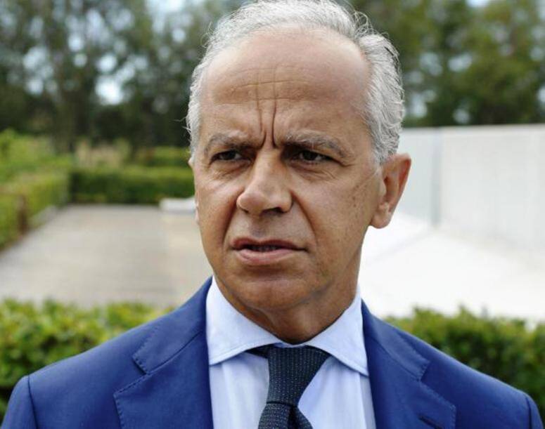 وزير الداخلية الإيطالي ماتيو بيانتيدوزي