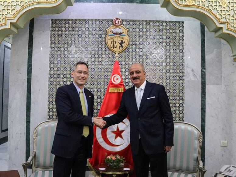 تم التنويه بمستوى التعاون القائم في مجالات حيوية والإعراب عن التطلّع المشترك إلى العمل بروح بنّاءة في سبيل مزيد تعزيزه وتوسيعه ليشمل قطاعات واعدة في مختلف المجالات، لا سيّما الاستثمارات والسياحة والثق