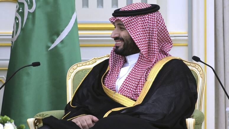 وكانت السعودية قد عبرت عن هذا الموقف على لسان خارجيتها عدة مرات، حيث أكدت في فبراير أنه لن تكون هناك علاقات دبلوماسية مع إسرائيل ما لم يتم الاعتراف بالدولة الفلسطينية المستقلة على حدود عام 1967 وعاصم
