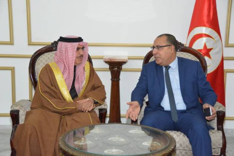 وزير الداخلية يستقبل وزير الداخلية بمملكة البحرين