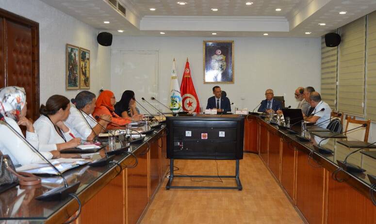 تشير بيانات نشرها المرصد الوطني للفلاحة الى ارتفاع إنتاج بيض الاستهلاك خلال شهر أوت 2024 بنسبة 7ر2 بالمائة مقارنة بشهر أوت 2023 وذلك من 3ر154 ألف وحدة إلى 4ر158 ألف وحدة ، في المقابل تم تسجيل ارتف