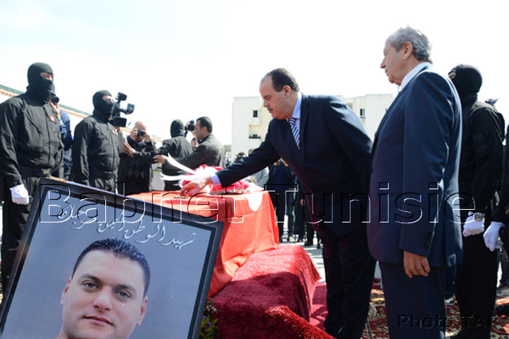والدة الشهيد ايمن مرجان: طلبت وزير الداخلية بإلحاق ابنتي بسلك الأمن للثار من الإرهاب