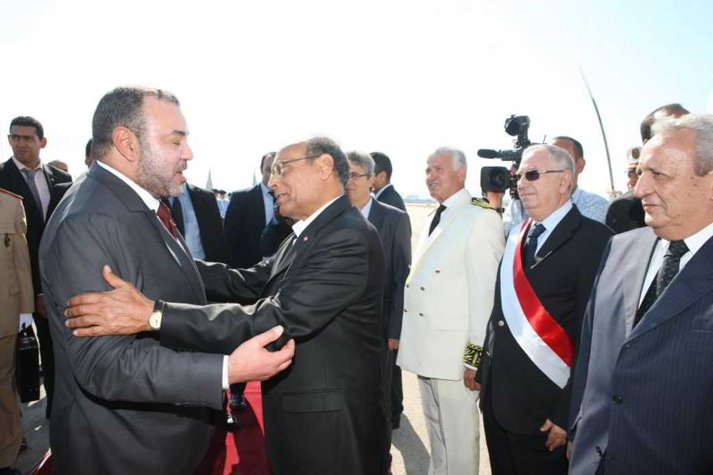 الملك محمّد السادس يعود إلى المغرب بعد زيارة تاريخية إلى تونس
