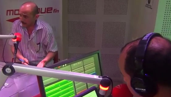بالفيديو : ضيف إذاعة موزاييك يرفض أن يحاوره نوفل الورتانى وينسحب من بلاتو ميدي شو