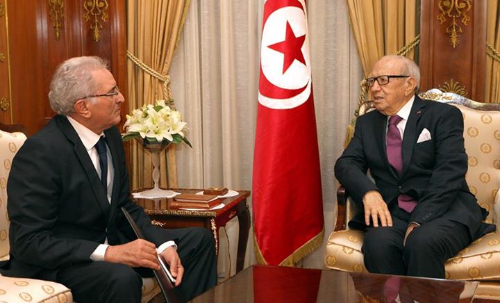 أزمة نداء تونس : رئيس الجمهورية يدخل على الخط ويؤكّد على ضرورة تطويق التجاذبات واعتماد التوافق