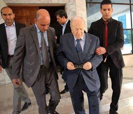 عريضة على الأنترنت تطالب السبسي ومرجان والزنايدي والزواري بتوحيد الصف واختيار مرشح فيما بينهم