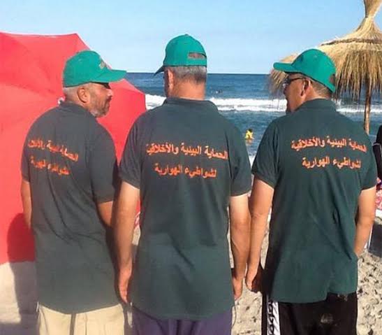 صورة اليوم: الحماية البيئية والأخلاقية لشواطئ الهوارية ؟؟؟؟