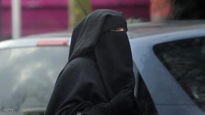 تعيين معلمة منقبة بإحدى المدارس الابتدائية بسيدي مخلوف يثير جدلا في الوسط التربوي