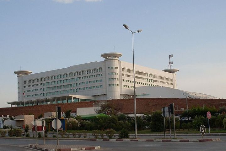 صراع ''الخلافة'' بالتلفزة التونسية: ضربات تحت الحزام