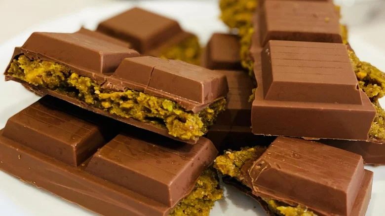 kunafa-chocolate-dubai-chocolate-m-b-m-sammani-sweets-factory-l-l-c