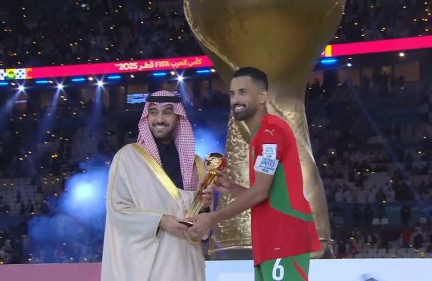 ربيع حريمات يتوّج بجائزة أفضل لاعب في كأس العرب #كاس_العرب_2025 