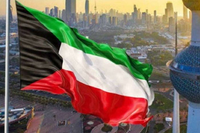 وكالة الأنباء الكويتية: الدفاعات الجوية تتصدى لهجمات صاروخية وطائرات مسيرة معادية