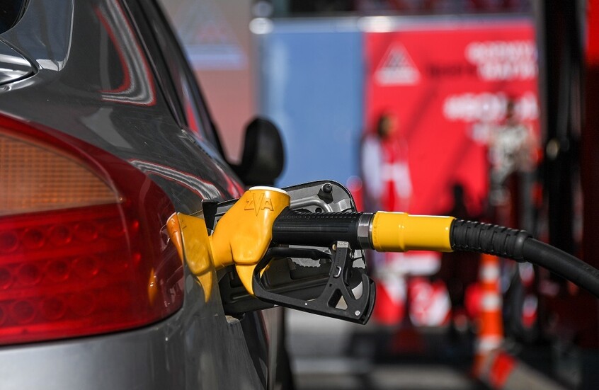 ارتفاع أسعار البنزين في الولايات المتحدة إلى أعلى مستوى منذ أكثر من ثلاث سنوات