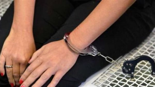 المهدية: الاحتفاظ بتلميذة من أجل مسك وترويج مواد مخدرة بمحيط أحد المعاهد الثانوية