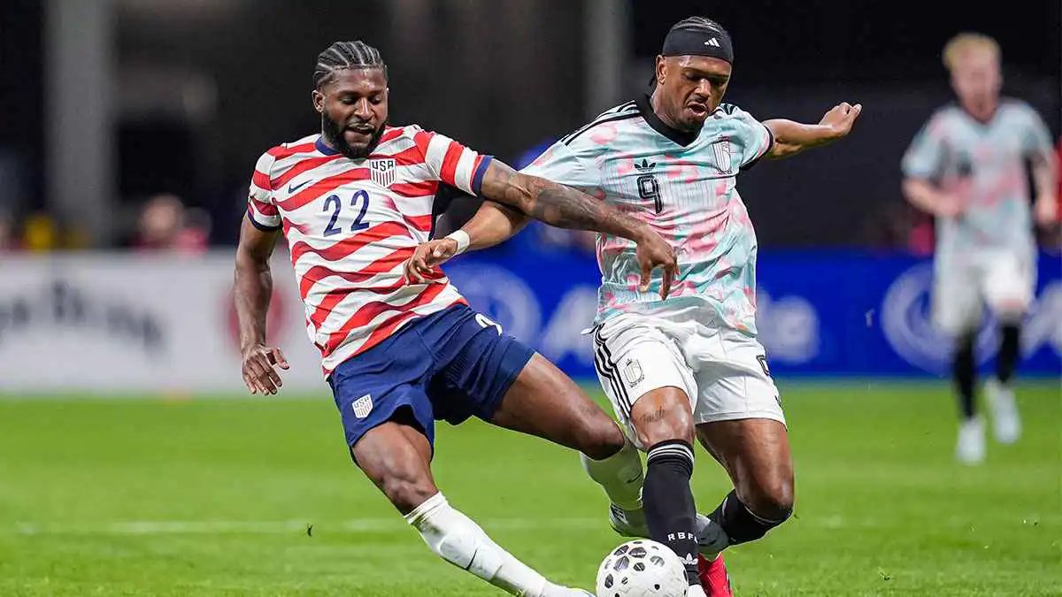 غضب جماهيري بسبب تشابه قميصي أمريكا وبلجيكا في مباراة ودية