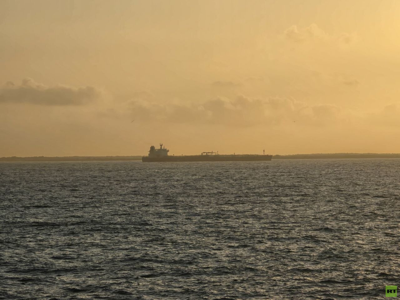 وصول ناقلة نفط روسية إلى خليج ماتانساس في كوبا