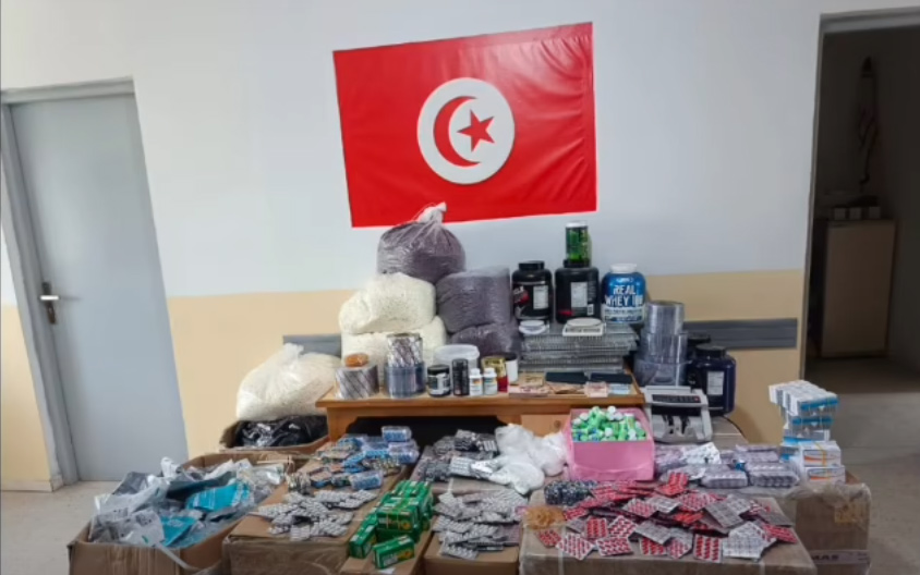 الحرس الوطني: ايقاف  4 أجانب وتونسي وحجز 14 ألف قرص مخدر و10 ملايين قرص في طور التصنيع