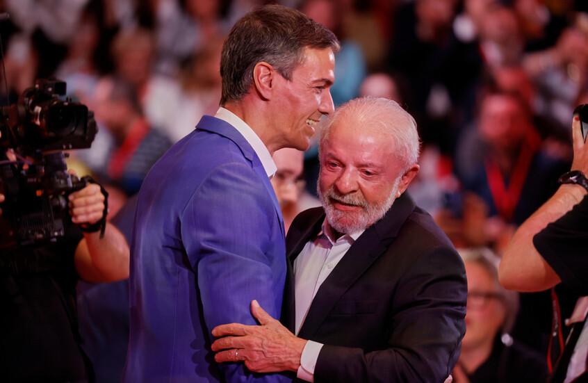 رئيس البرازيل يشيد بمنع إسبانيا استخدام أراضيها لضرب إيران