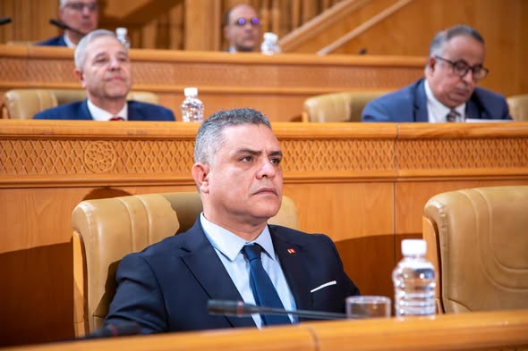 مجلس الجهات و الأقاليم : الانتخابات البلدية والعمل البلدي والتصرف في النفايات، أبرز محاور الأسئلة الشفاهية لوزير الداخلية