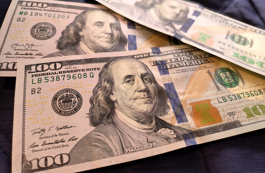 احتياطيات السعودية ترتفع إلى نحو 495 مليار دولار