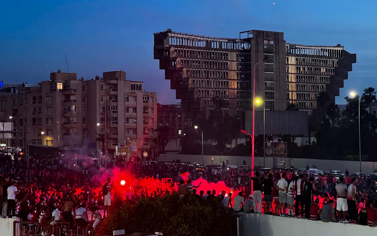 لاعبو ومسؤولو النادي الإفريقي يحتفلون بلقب البطولة: “تتويج مستحق وجمهورنا يستحق الفرحة”