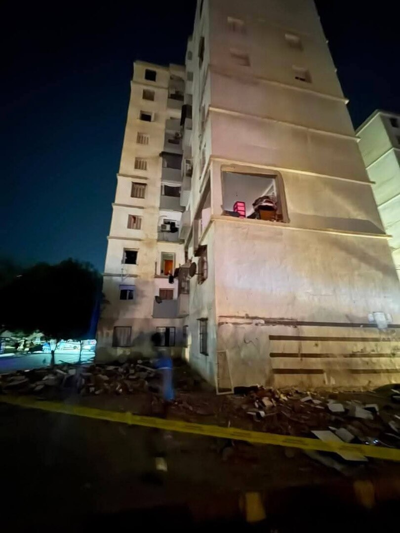 إصابة 23 شخصا في حريق وانفجار داخل عمارة سكنية بوهران