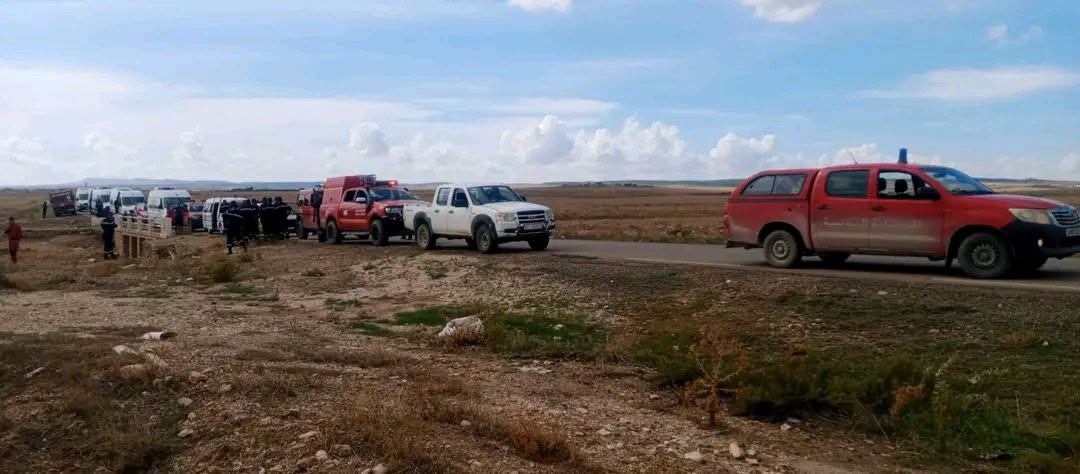 القصرين: استئناف البحث عن عنصر درك جزائري مفقود يشتبه في ان تكون جرفته مياه الأودية من الأراضي الجزائرية