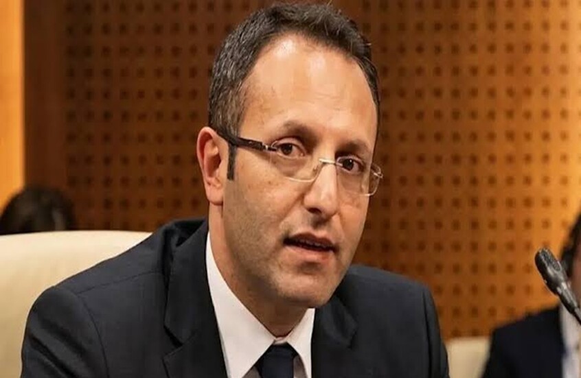 توقيف مستشار سابق لأردوغان