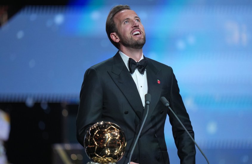 هاري كين يتوّج بالكرة الذهبية لعام 2026