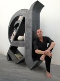 Le showroom ITALCAR abrite une exposition d�art de Paolo Perrelli