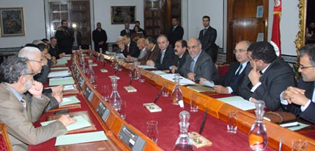 Tunisie: Le Chef du gouvernement reçoit les dirigeants de certains partis représentés au sein de la Constituante