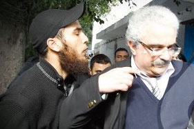 السراح في قضية الشاب المعتدي على كريشان وبطاقة ايداع لنفس الشاب في قضية الرديسي
