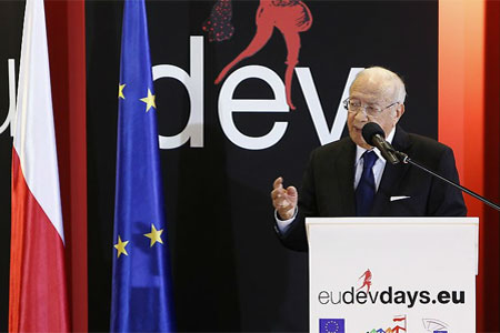 Caïd Essebsi à Varsovie: «Aujourd’hui, une année après la révolution, rien ne sera plus comme avant»