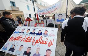 تمتيع عائلات الشهداء بمنحة قدرها 20 ألف دينار و 3000 د للمصابين بأضرار جسدية