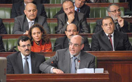 الجبالي يستعرض أمام أعضاء المجلس التأسيسي، برامج حكومته في مختلف القطاعات