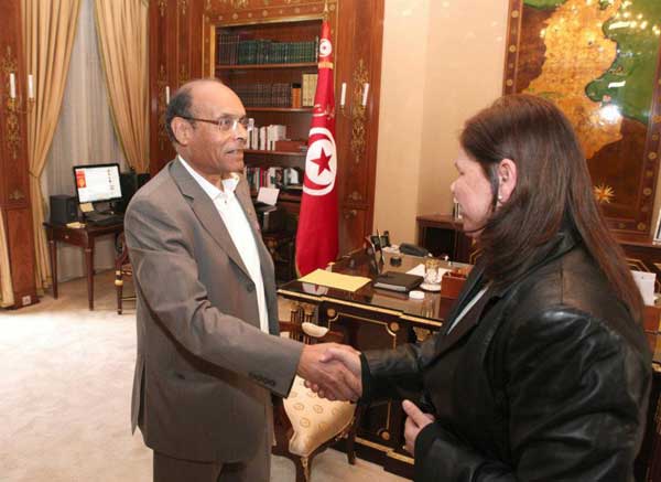 الرئيس يلتقي السيدة فدوة الابراهيمي حرم مروان البرغوثي