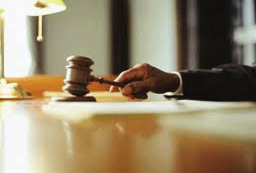 تأجيل قضية شهداء تالة والقصرين وتاجروين والقيروان إلى 12 مارس وانسحاب لسان الدفاع من الجلسة